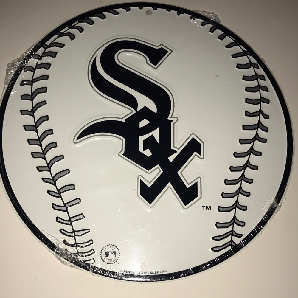 NIP MLB White Sox Metal Plate